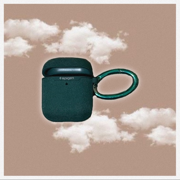 ♥︎ SPIGEN AirPods Case Urban Fit ♥︎ - Picture 3 of 4